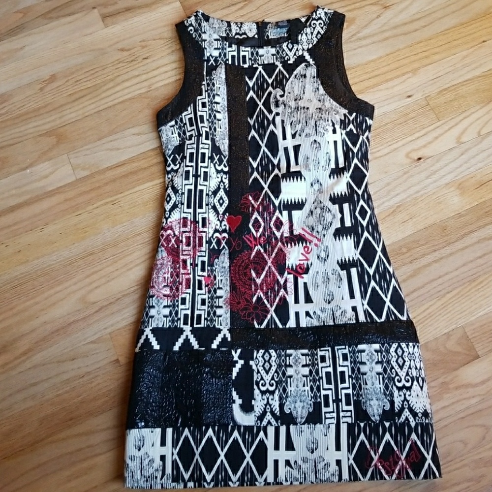 Desigual formal or casual